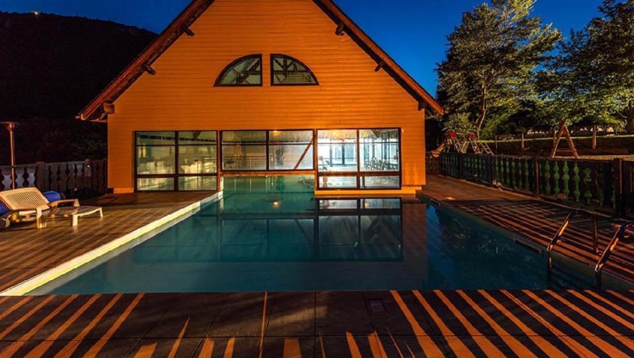 Residence Les Trois Vallees - Arreau Zewnętrze zdjęcie